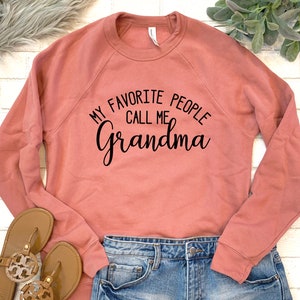 GRANDMA SHIRT, Grandpa To Be, New Grandma, Grandma Sweatshirt, Grandma Gift, Mothers Day Gift, Pregnancy Announcement, Mom Shirt, New Mom