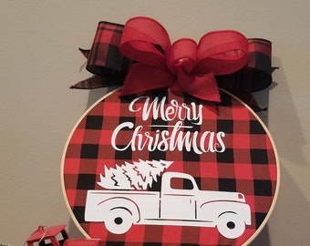 RED TRUCK Embroidery Hoop|Christmas Embroidery Hoop|red truck sign|MErry Christmas door hanger| Christmas Sign|Christmas Gift| Holiday Decor