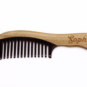 Anti-Static Sandalwood  Hair Detangler Wooden Comb, Personalized Gift for her him(Green Sandalwood Buffalo Horn Wide Tooth)