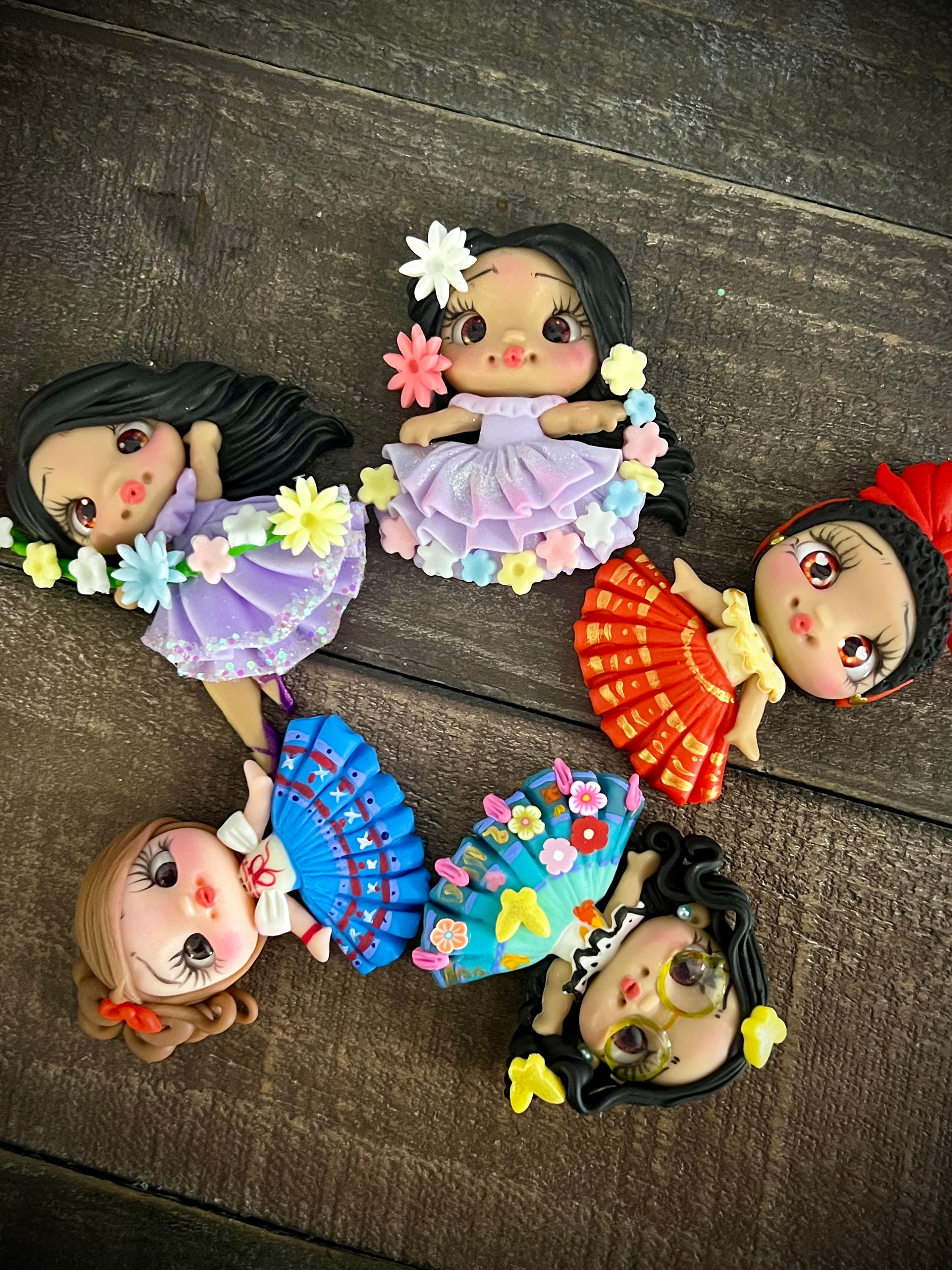 Pepa, Antonio, Felix, Dolores & Camilo Gift Set - poupée Encanto Dolls &  Playsets