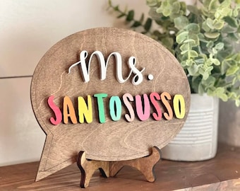 Speech Therapist Gift - Personalized Desktop Speech Therapist Sign - Mini Speech Bubble Sign for Therapists - Gifts for Speech Therapists