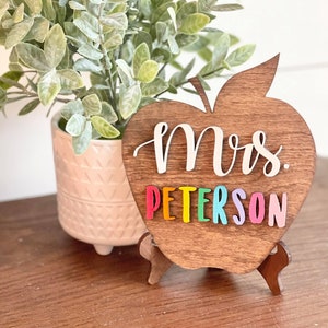 Personalized Desktop Teacher Apple Sign - Mini Apple Sign for Teachers - Gifts for Teachers - Teacher Desk Sign Personalized - Teacher Gift