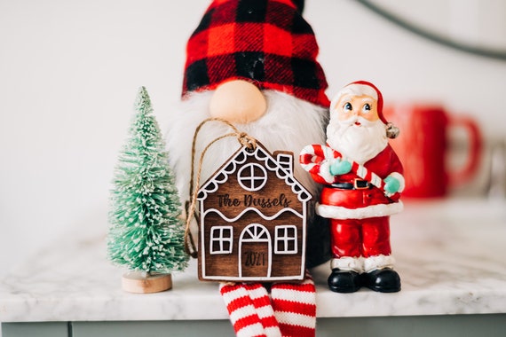 Gingerbread Ornaments, Round Plastic Ornaments, Christmas