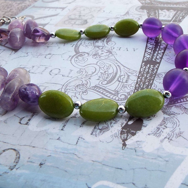 Amethyst Nuggest Jewelry, Peridot Statement Necklace for Women,  Chunky Green Necklace Sister, Birthstone Jewelry, Purple Wedding Necklace