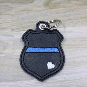 Thin blue line police badge keychain image 3