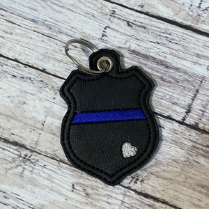 Thin blue line police badge keychain image 2