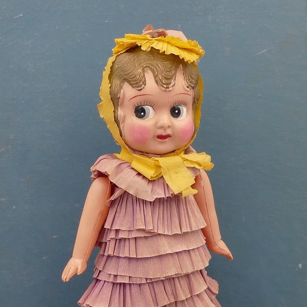 Vintage 1950 Zelluloid Flapper Girl Puppe Figur Original Papier Krepp Kleid