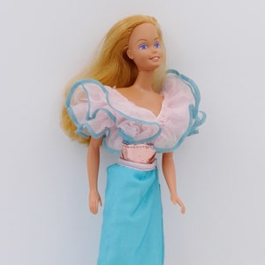 1983 Mattel Barbie Fashion Doll dressed in Twice As Nice Reversible Fashion Party Party 4828