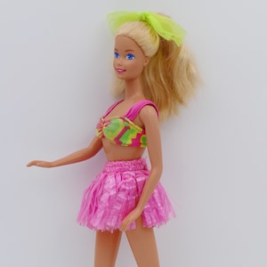 1990 Mattel Hawaiian Fun Barbie Fashion Doll