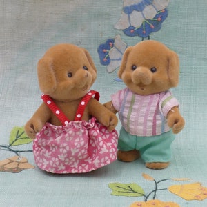 1980&#39;s Vintage Forest Families Dog Boy Girl