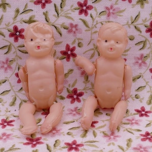 Vintage 1940&#39;s Celluloid Baby Dolls Figurines