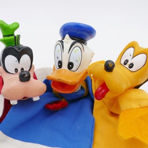 Trio of 1980&#39;s Walt Disney Goofy Pluto Donald Duck Hand Gloves Puppets