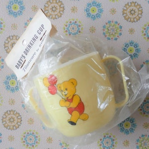 Vintage 1960&#39;s Titanware Toddler Baby Sippy Cup Drinking Cup Elvinco
