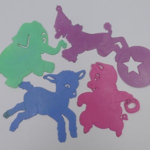 1960&#39;s Hong Kong Trace-it Animal Stencils