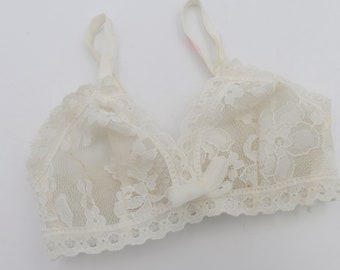 Vintage Style Triumph Doreen Long Line Bra in White Size 44C