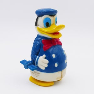 Vintage 1972 Collectable Donald Duck Wind-up Walking Toy Walt Disney Productions