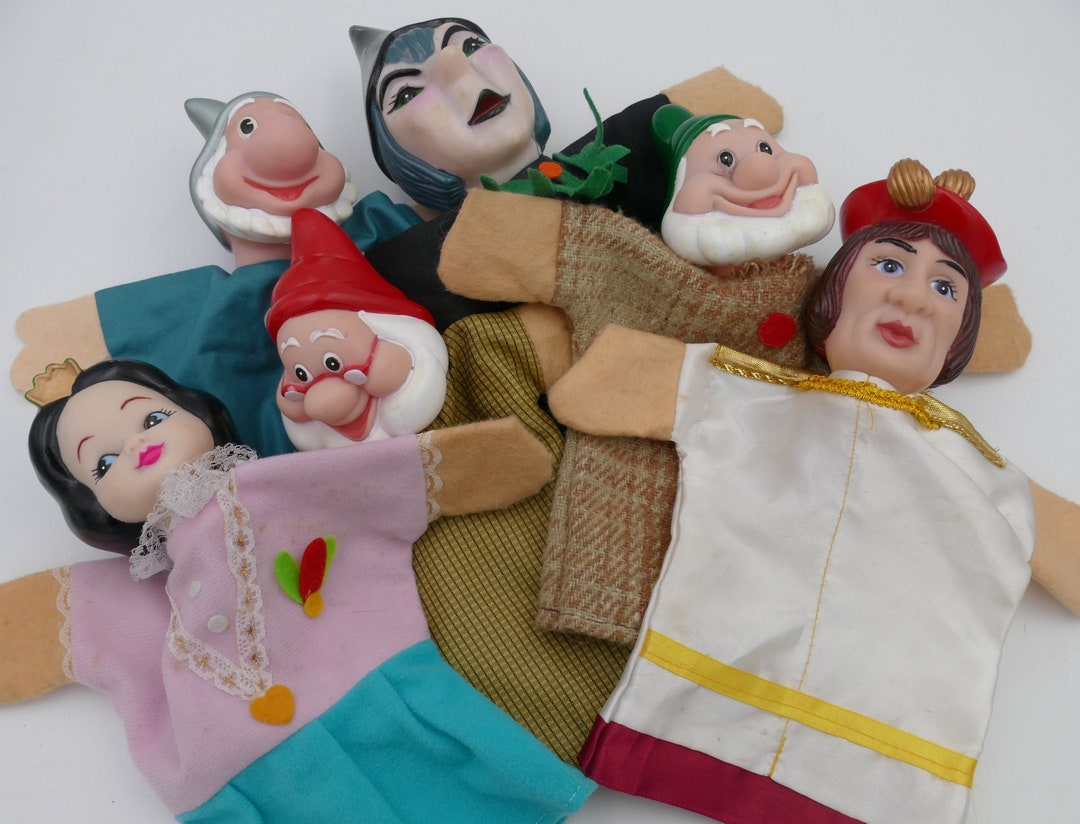 Mister Rogers Neighborhood Land of Make Believe 1970's Toy Hand Glove