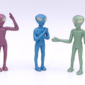 Trio of Vintage Rubber Alien Toy Figurines 1990&#39;s