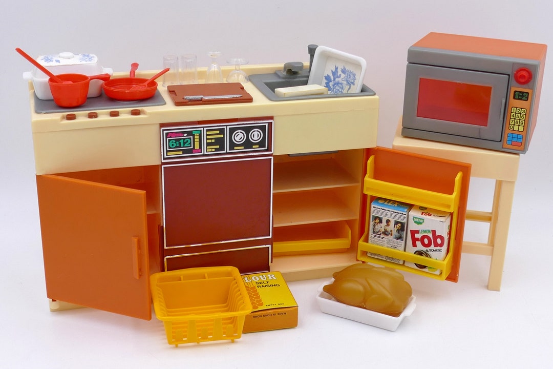 1984 Fashion Doll Kitchen Play Set Fashion Doll Furniture Arco