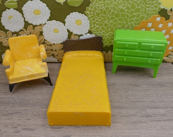 1950's Pretend Play Toy Dollhouse Bedroom Furniture