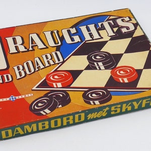 1950&#39;s Vintage Wooden Draughts and Board Game Complete
