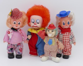 1970年代のレトロなピエロの置物人形：ヴィンテージサーカスの装飾