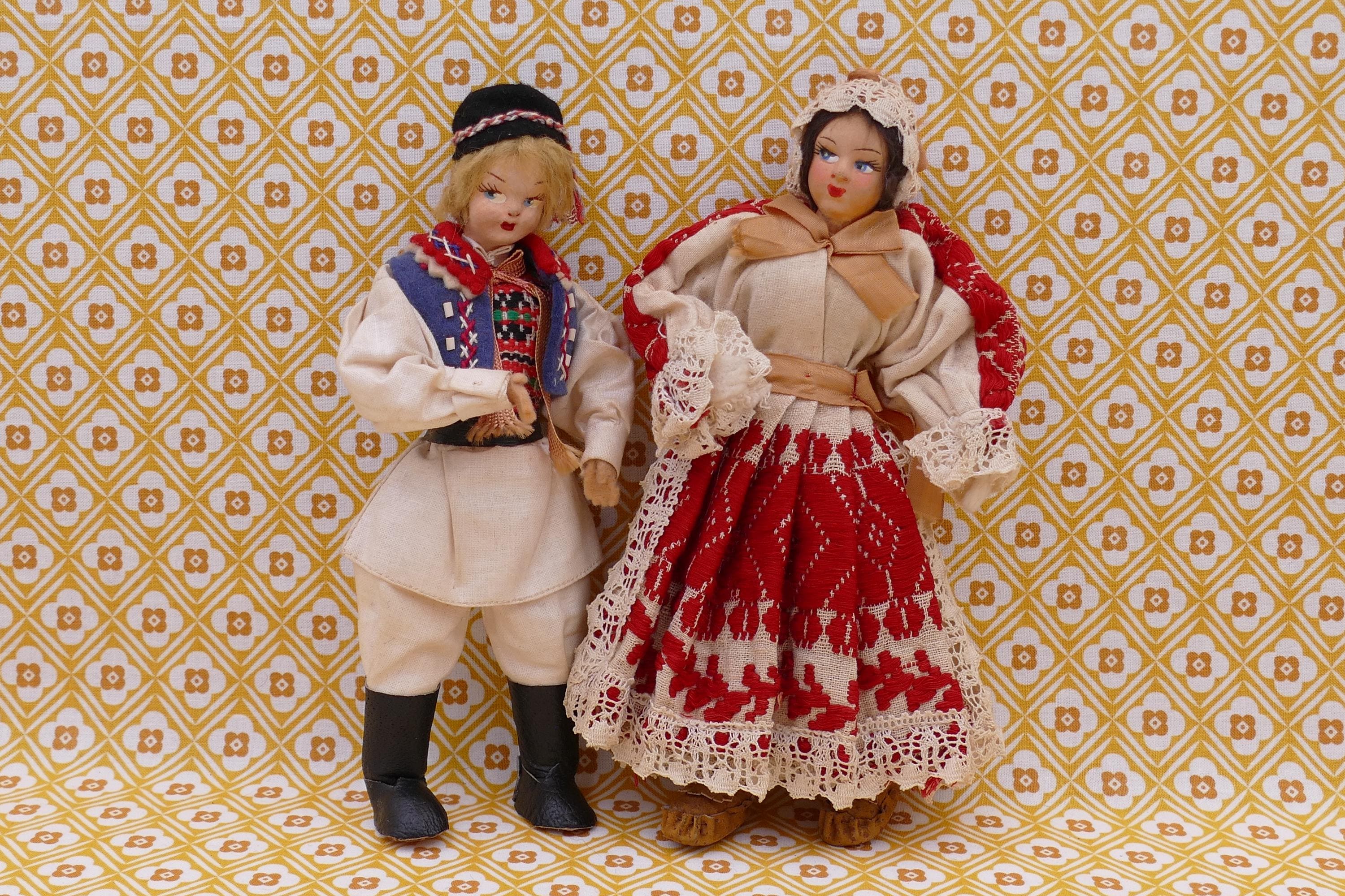 Vintage croatia doll France