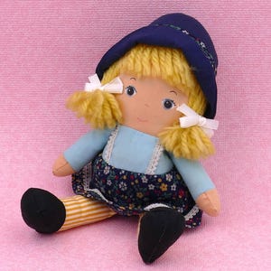 Vintage 1980's Knickerbocker Dolly Bean Ditsy Bean Doll Hong Kong