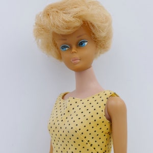 Vintage 1964 Barbie Fashion Doll Lemon Blonde Bubblecut #850 Original Barbie Clothes