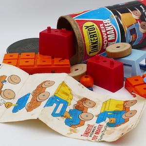 Vintage 1979 The Original Tinkertoy Construction Set Power Toy Maker Dump Truck Original Canister CBS Toys