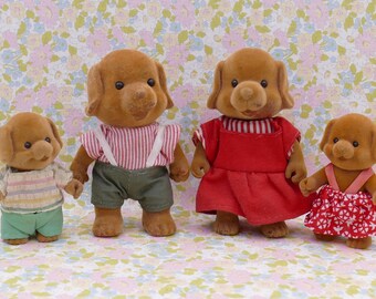 Famiglia di cani Forest Families degli anni '80, papà, mamma, ragazzo, ragazza, giocattolo vintage MC