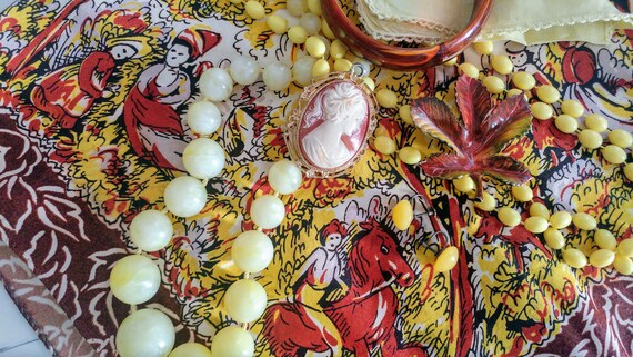Vintage Necklace Bangle Brooch Pendant Scarf Jewe… - image 6