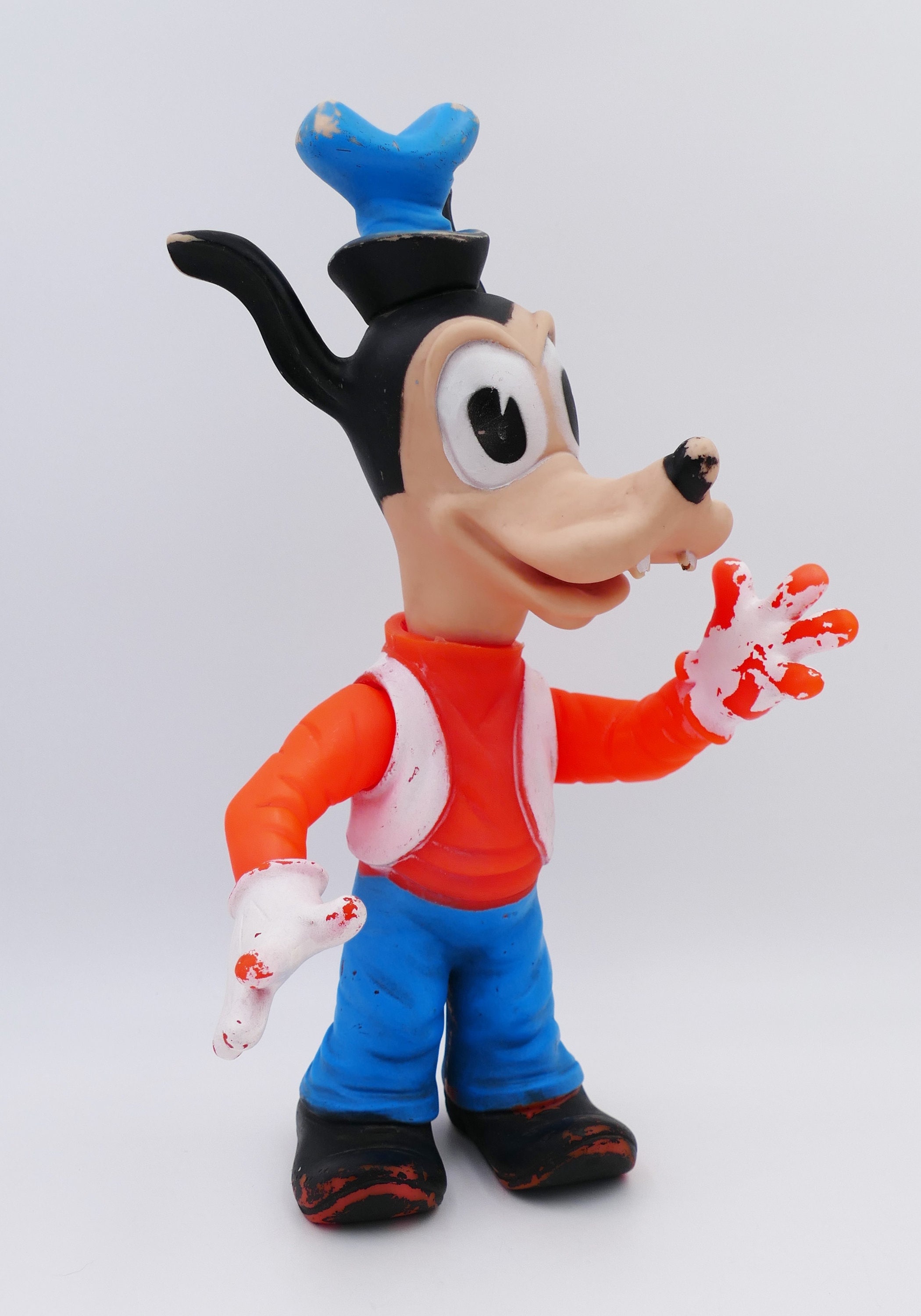 Vintage 1960's Ledraplastic Walt Disney Goofy Rubber