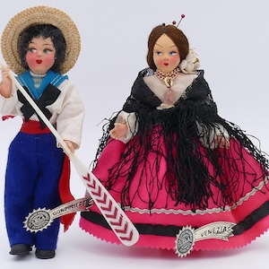 Pair of Vintage Italian Venezia Florence Lela Folk Art Dolls Gondolier