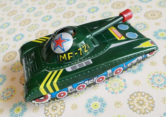 戦車コレクション 21台セット バラ売り対応出来ません ブリキ製 1960年代 軽戦車 MF-721 シャア専用 フリクショントイ