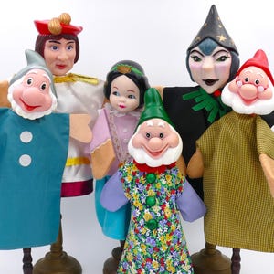 Vintage Mister Rogers Neighborhood Land Of Make Believe Fairytale Hand Puppets Snow White Prince Charming Wicked Witch Seven Dwarfs