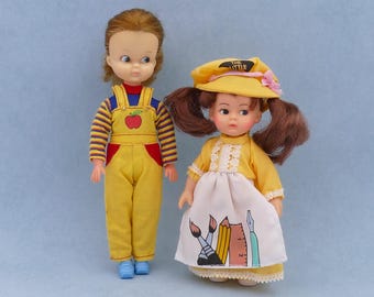 Paar vintage jaren 70-poppen Vintage blauwe doos jaren 70-pop The Little Artist-pop