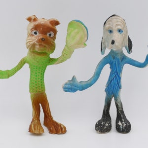 1980&#39;s Pair of Rubber Hound Dog Bendy Figurines Hong Kong
