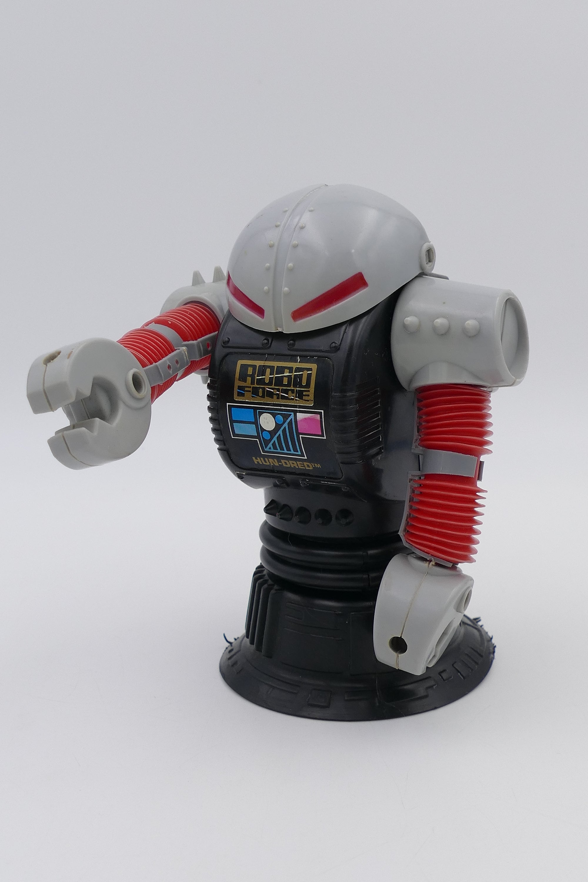 1984 ROBO-FORCE Hun-dred the Conqueror Robot Toy Figurine