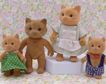 Famiglia di gatti della foresta degli anni '80, papà, mamma, ragazzo, ragazza, giocattolo MC vintage