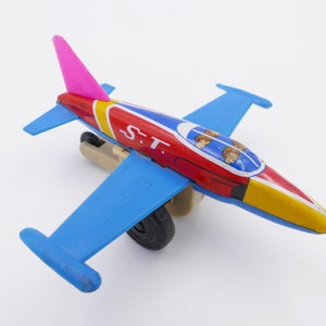 Vintage 1970&#39;s Tin Litho S192T Toy Airplane Japan