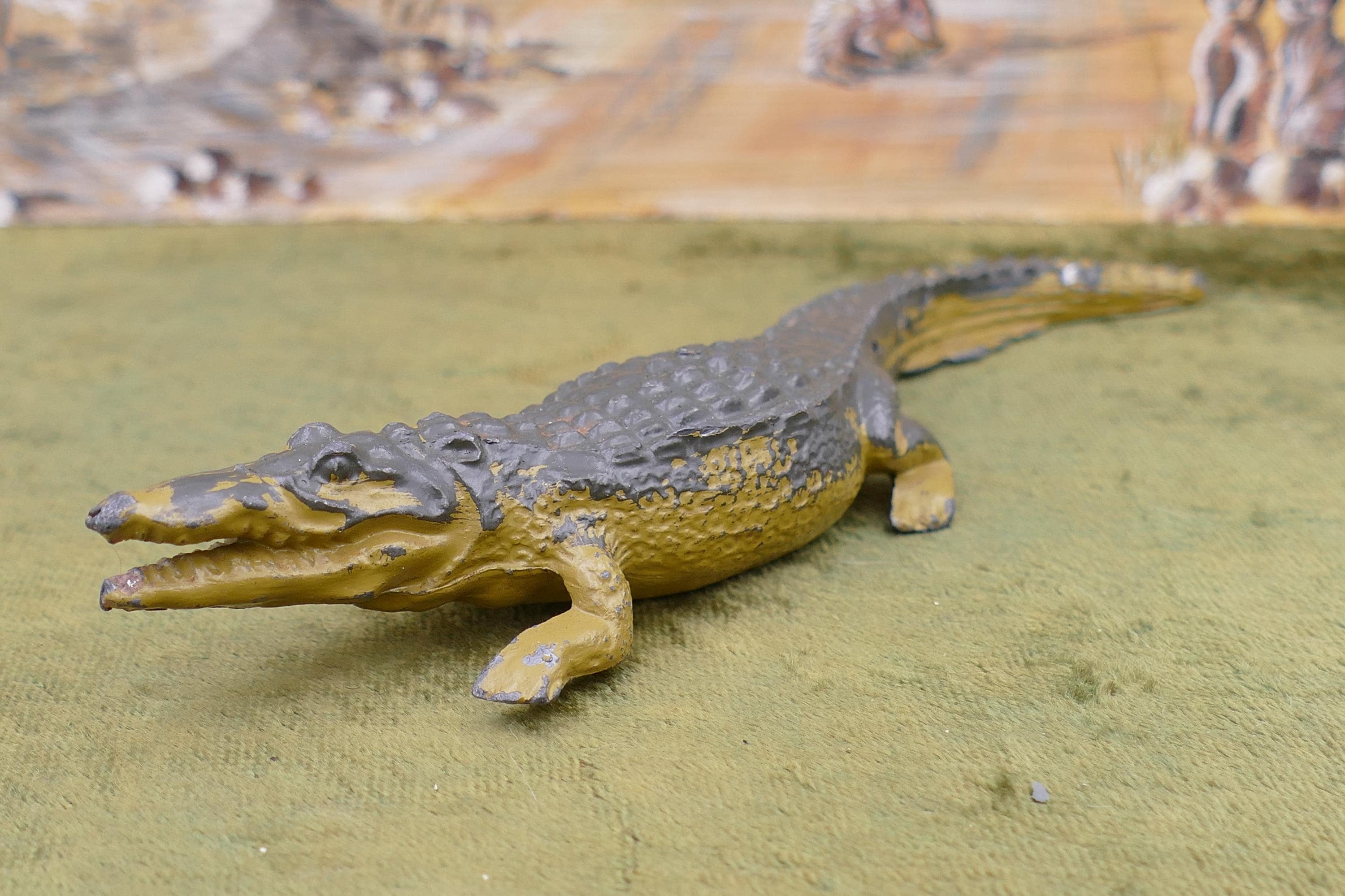 20世紀初頭のアンティーク鋳鉄製鉛製野生動物ワニの置物 - Etsy 日本