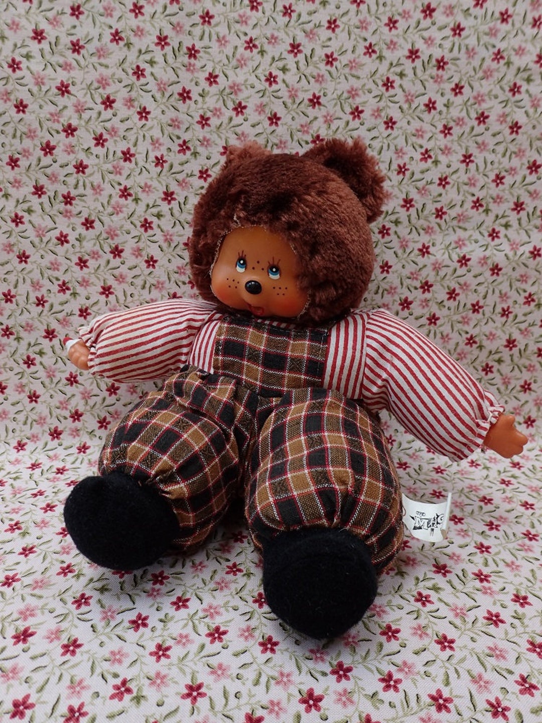 1970年代のコレクターズアイテム、モンチッチ型クマの指しゃぶり人形