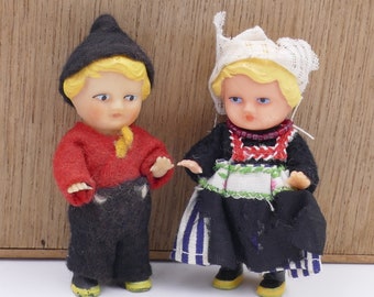 Paire de poupées hollandaises Ari vintage des années 1950 Allemagne