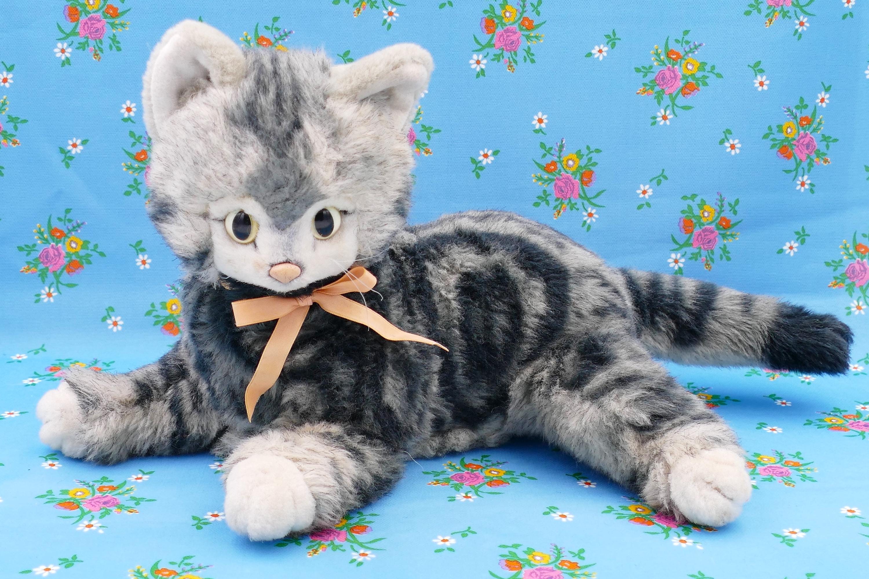 Stuffed Animal Toy Cat That Breathes And Purrs Huggable Plush Cat