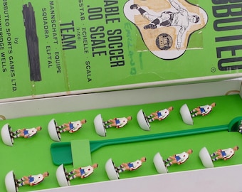 Subbuteo C100 Continental Range Heavyweight de los años 70, pintado a mano, selección de fútbol de Inglaterra, completo, en caja, artículo de colección vintage.