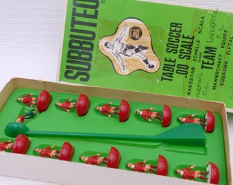 Subbuteo C100 Continental Range Heavyweight de los años 70, pintado a mano, del equipo de fútbol del Liverpool, completo, en caja, artículo de colección vintage.