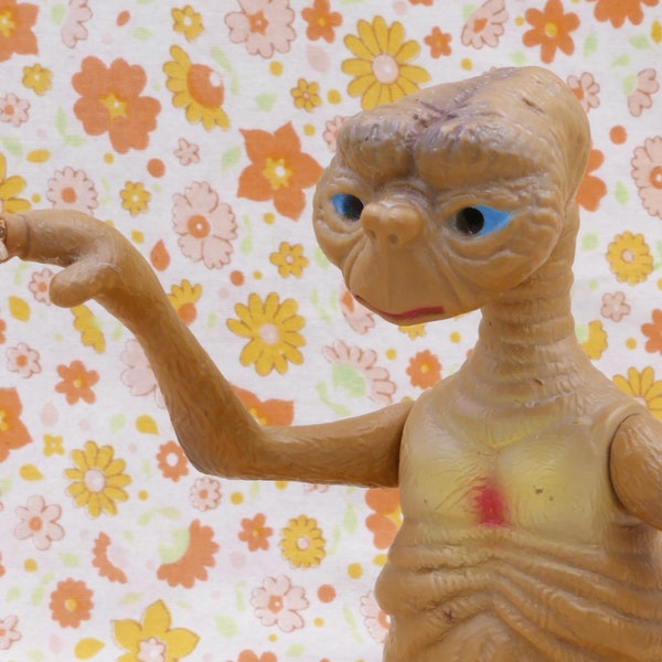 E.T. Extra Terrestrial 1980's Vintage Rubber Figurine