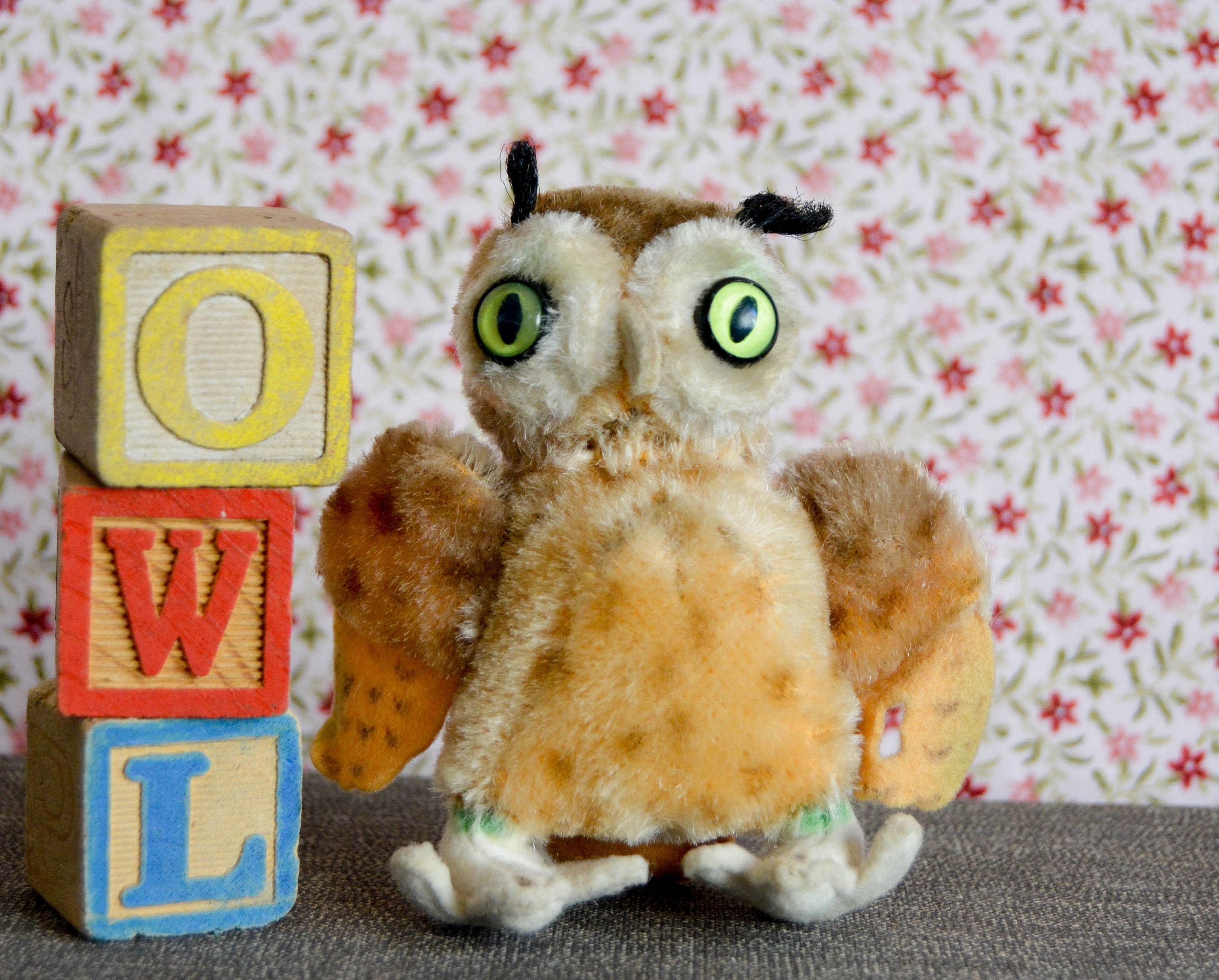 1960's Steiff Wittie Owl Mohair Figurine Collectible