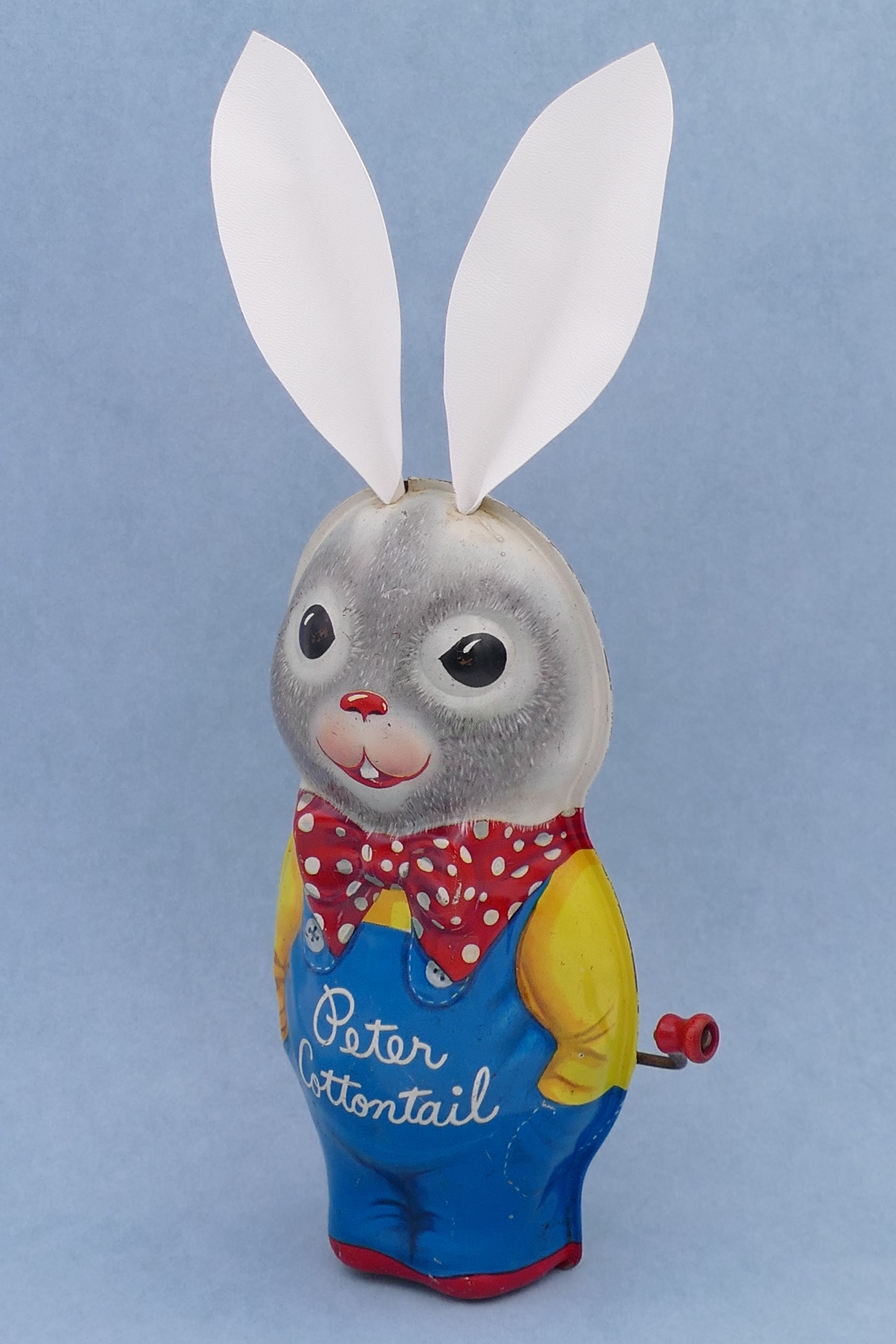 Vintage 1950's Winding Handle Musical Peter Cottontail Tin